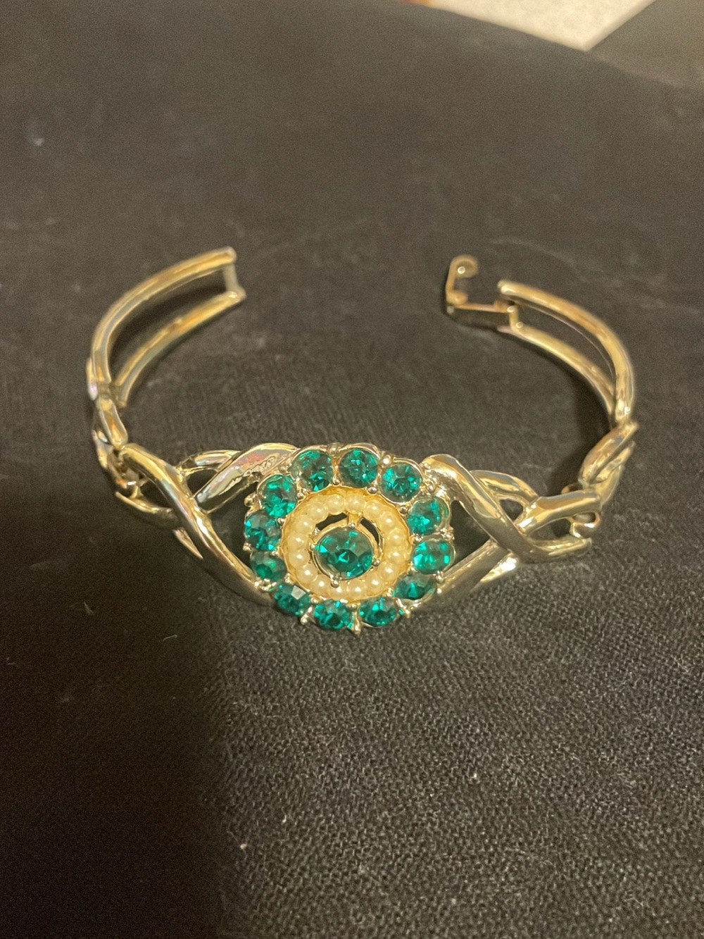 Gold-Tone Bracelet with Emerald Green Crystal Flower Accent